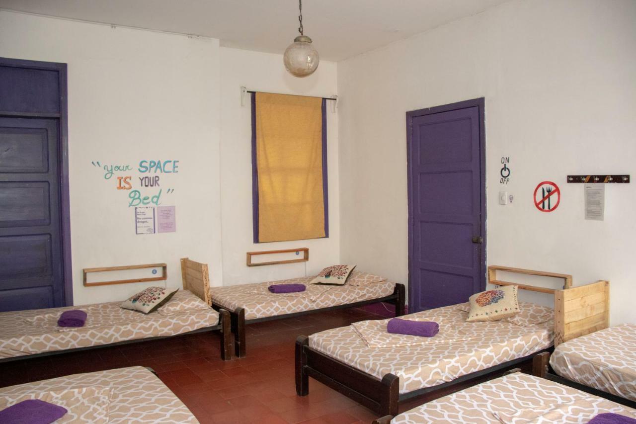 Hostal Encuentro Кали Екстериор снимка