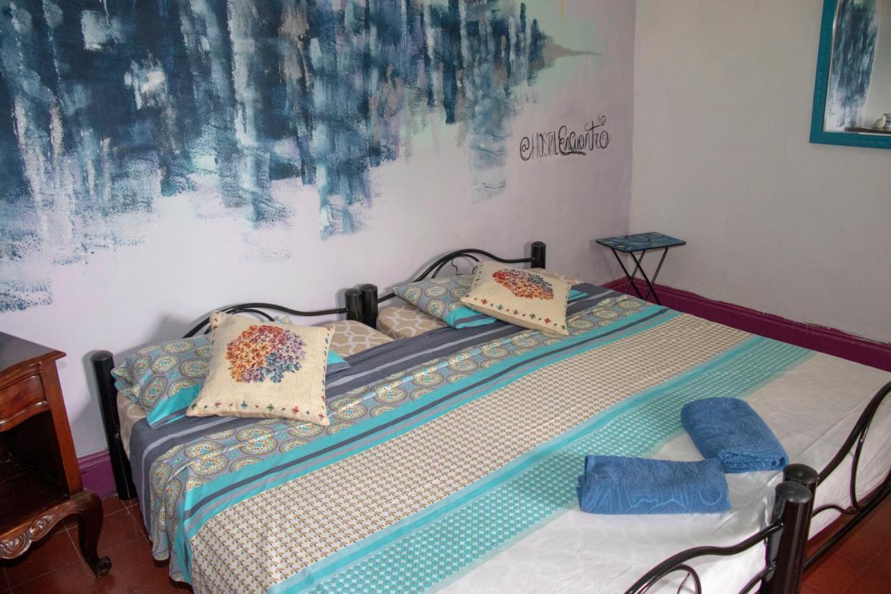 Hostal Encuentro Кали Екстериор снимка